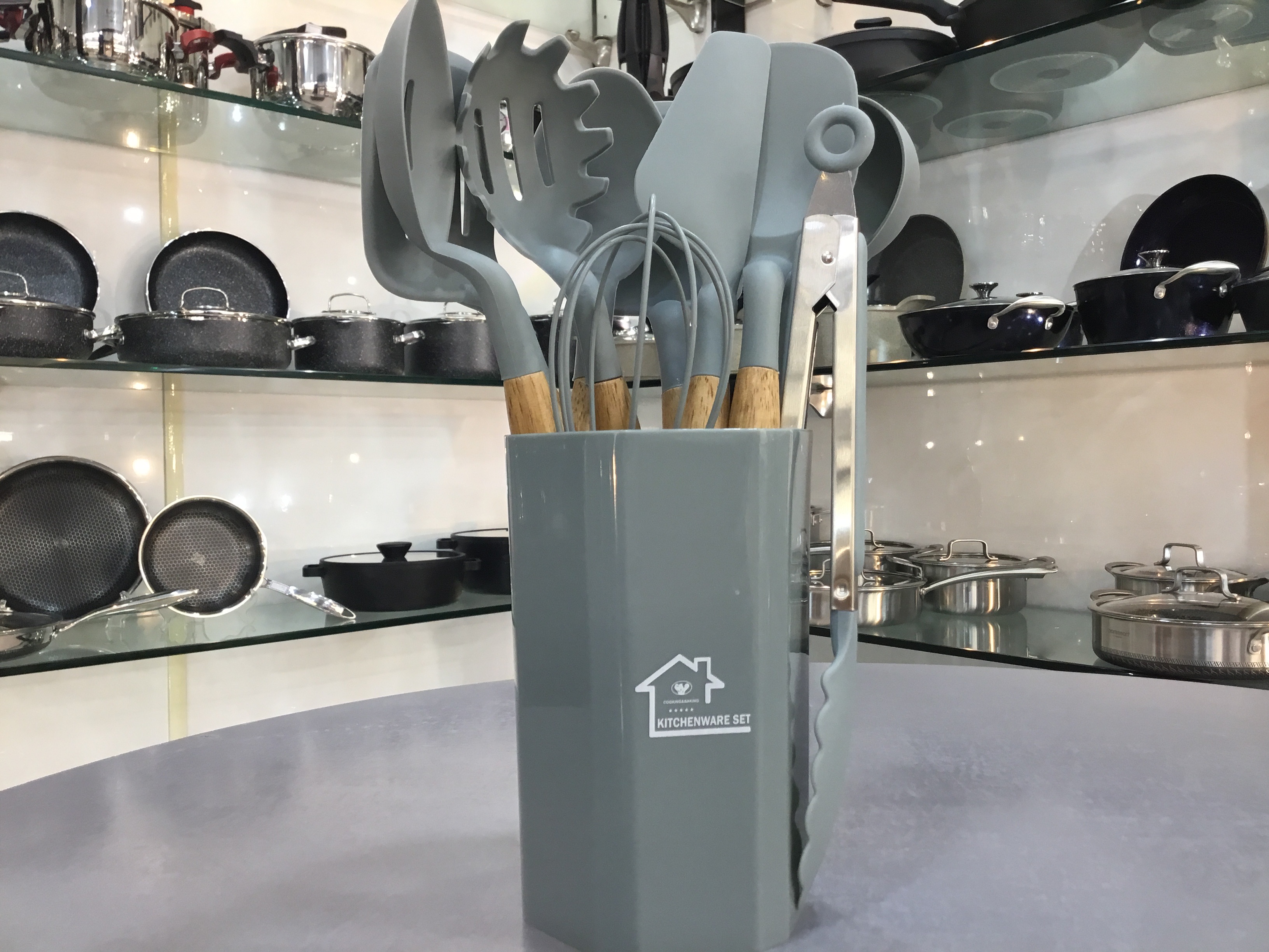 سرویس کفگیر ملاقه سیلیکونی طوسی ۱۱پارچه KITCHENWARE SET